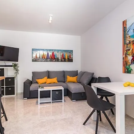 Beachfront K With Garden * Pjescana Uvala